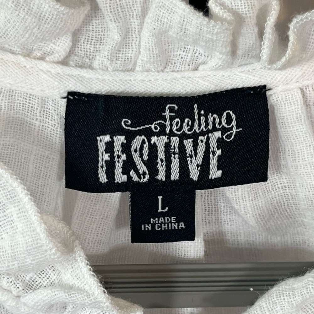 NEW FEELING FESTIVE TOP - Picture 7 of 10